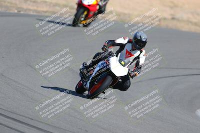 media/Feb-05-2023-Classic Track Day (Sun) [[c35aca4a42]]/Group 2/session 1 turn 9/